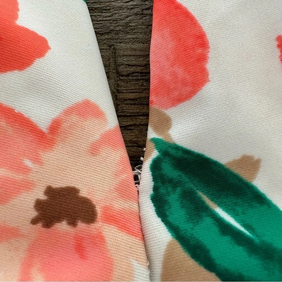 NWT Time and Tru Size 1X 16W 18W Floral halter Tankini swim Top New Swimsuit - Picture 4 of 4